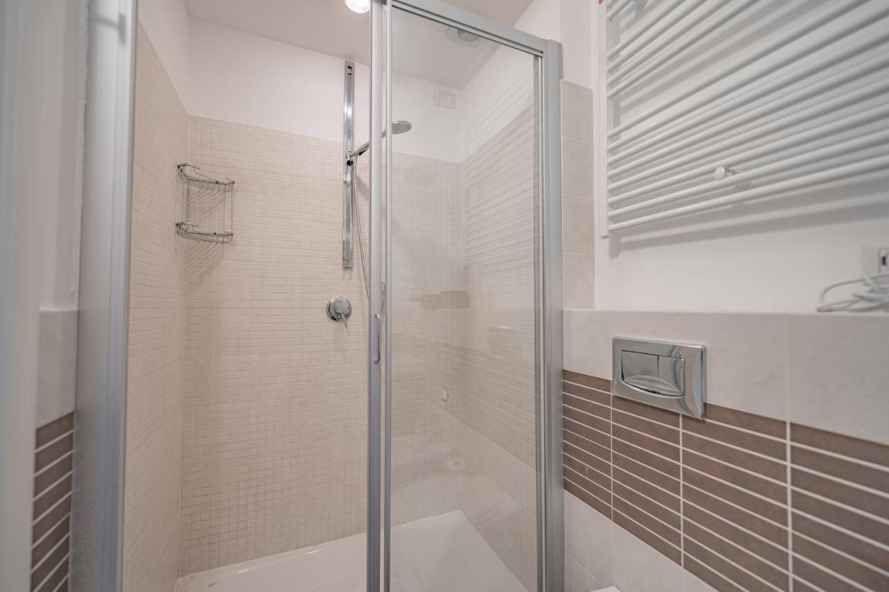 Appartamento Incantevole Con Piscina فاليكروسيا المظهر الخارجي الصورة